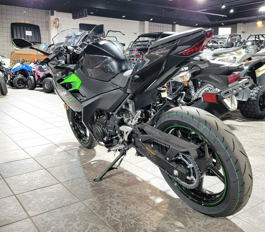 2023 Kawasaki Ninja 400