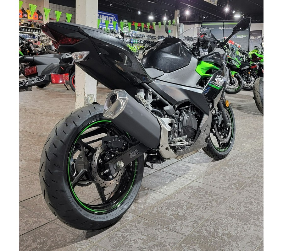 2023 Kawasaki Ninja 400