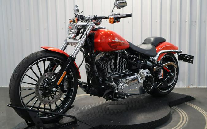 2017 Harley-Davidson Breakout