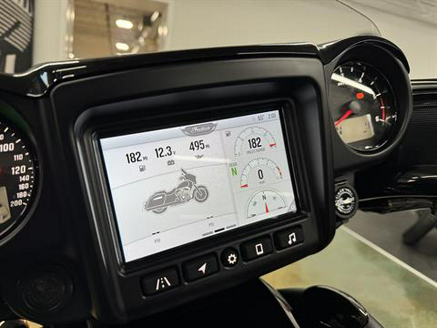 2025 Indian Motorcycle Chieftain® Dark Horse® with PowerBand Audio Package