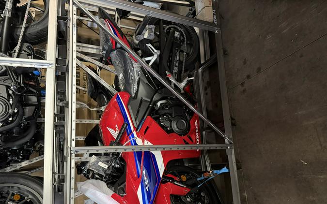 2025 Honda CBR500R ABS