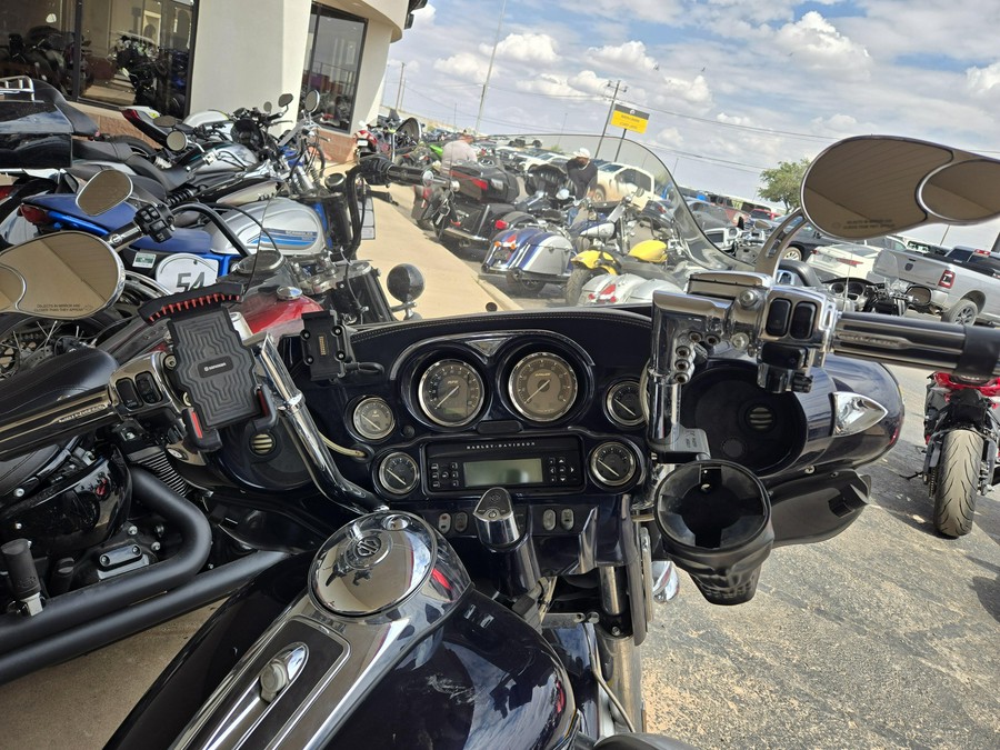2012 HARLEY ELECTRA GLIDE CVO ULTRA CLASSIC