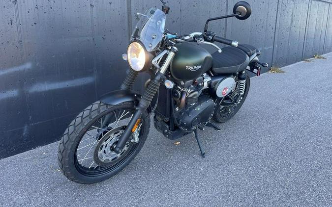 2022 Triumph Street Scrambler Matt Khaki Matt Ironstone