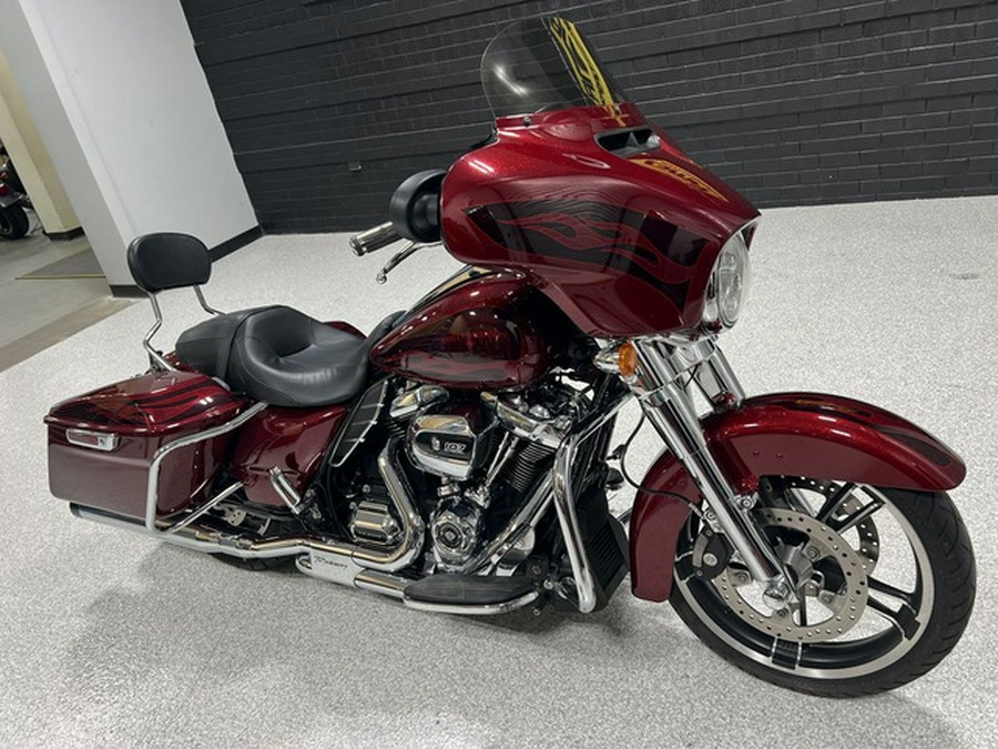2017 Harley-Davidson FLHXS - Street Glide Special