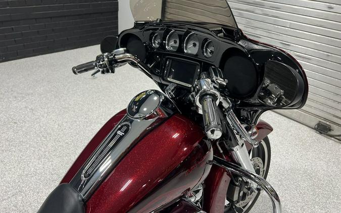 2017 Harley-Davidson FLHXS - Street Glide Special