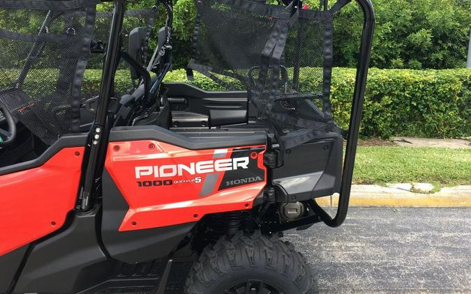 2023 Honda Pioneer 1000-5 Deluxe