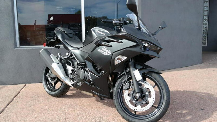 2026 Kawasaki Ninja® 500