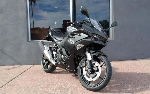 2026 Kawasaki Ninja® 500