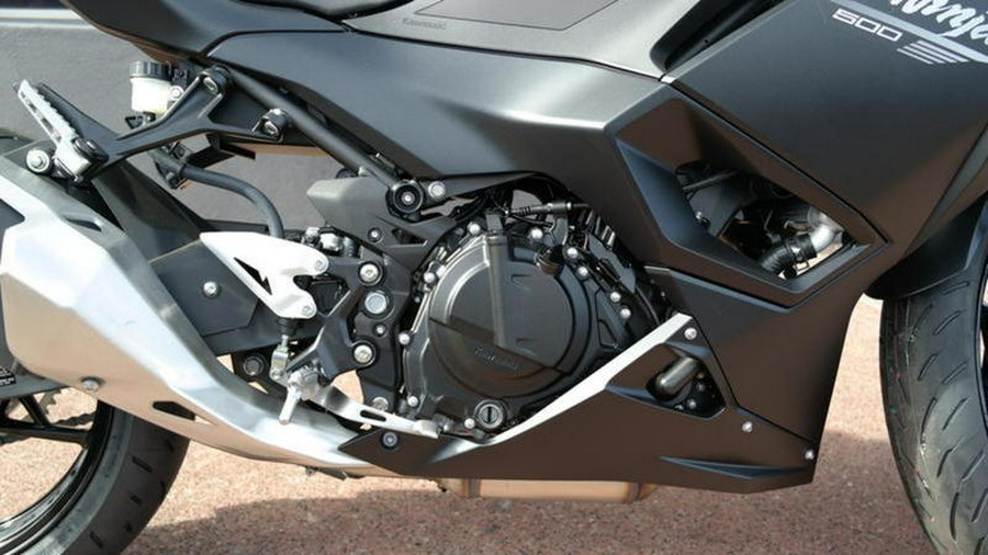 2026 Kawasaki Ninja® 500