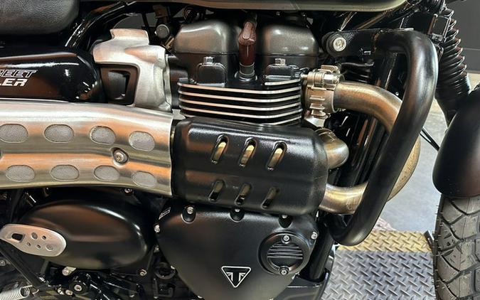 2022 Triumph Street Scrambler Matt Khaki Matt Ironstone