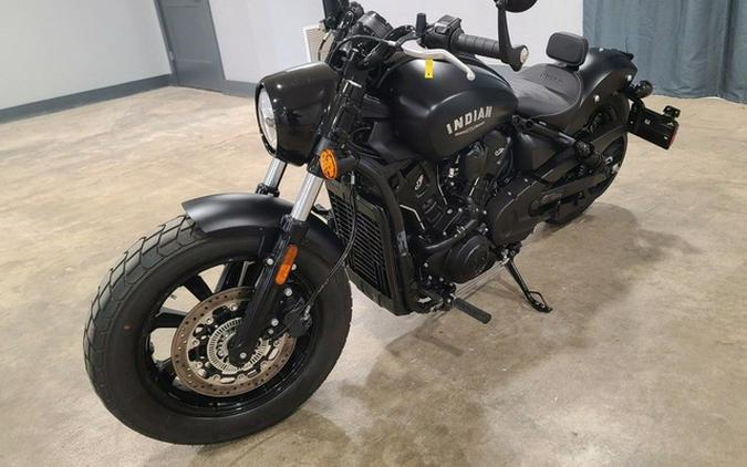 2025 Indian Scout Bobber Limited +Tech Black Smoke