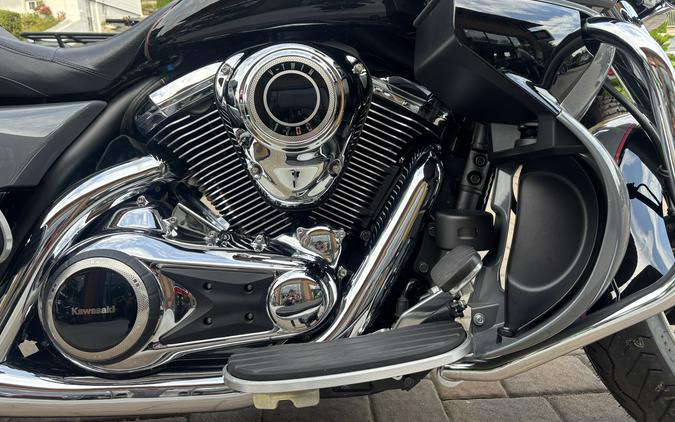2023 Kawasaki Vulcan 1700 Voyager ABS Pearl Storm Gray/Ebony - 3861U