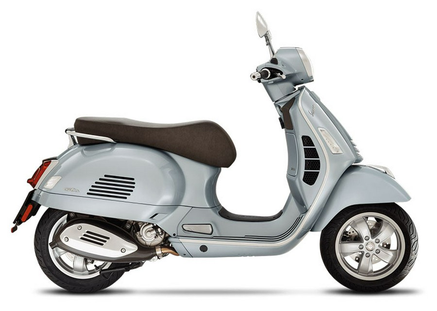 2022 Vespa GTS 300 HPE