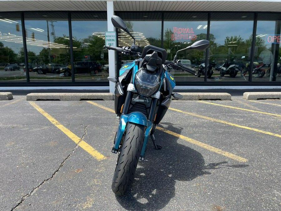 New 2025 BMW F 900 R