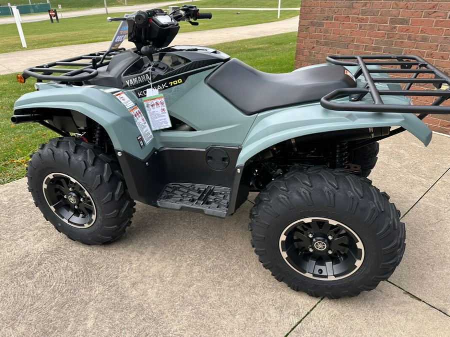 2026 Yamaha Kodiak 700 EPS XT-R Moss Grey / Tactical Black