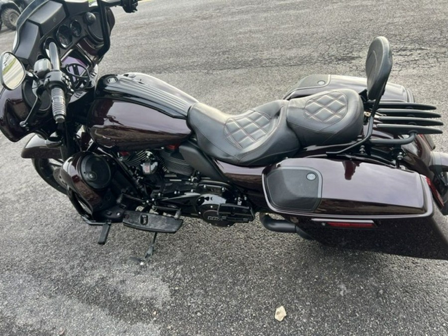 2019 Harley-Davidson® FLHXSE - CVO™ Street Glide®