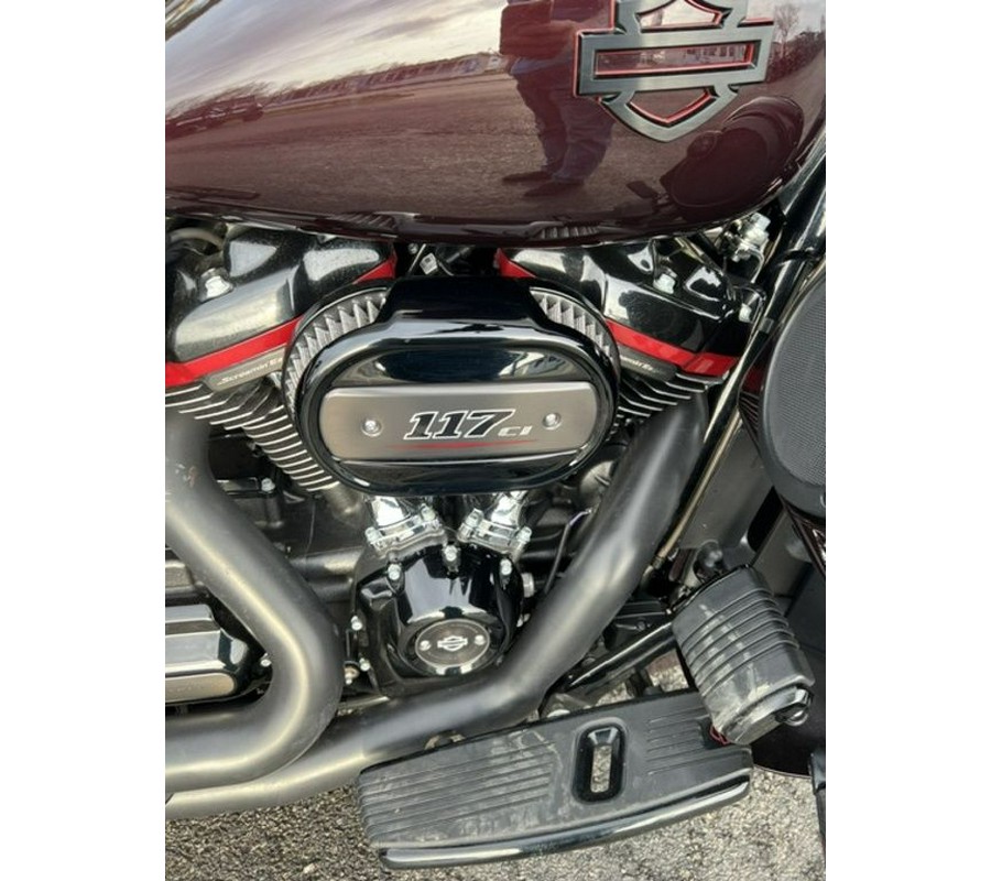 2019 Harley-Davidson® FLHXSE - CVO™ Street Glide®