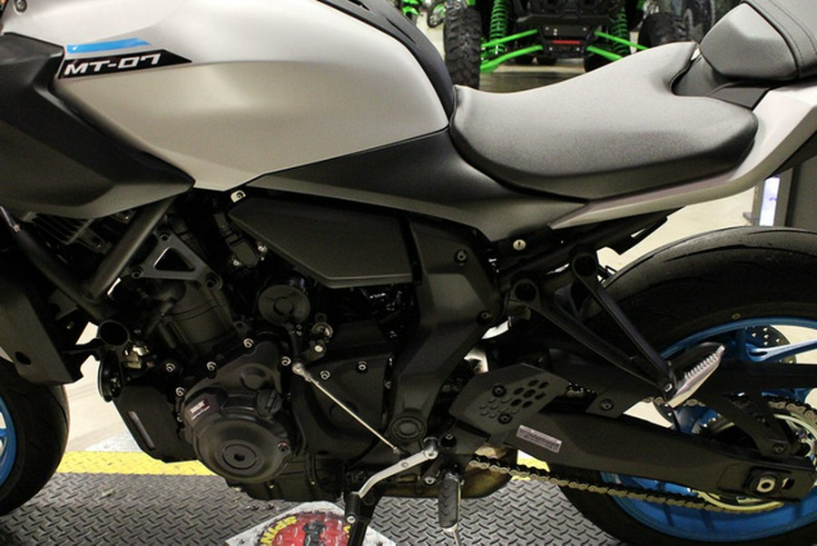 2025 Yamaha MT 07