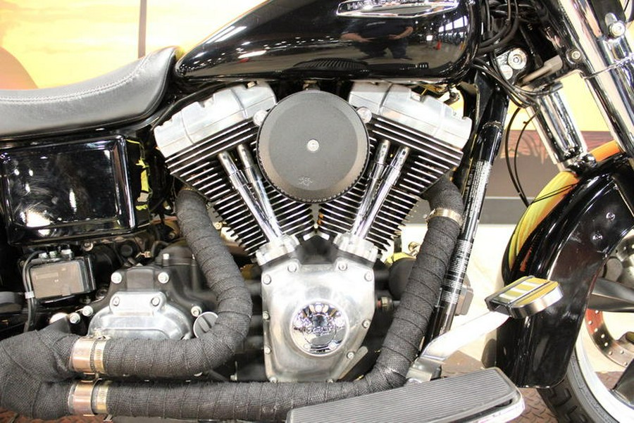 2012 Harley-Davidson® FLD - Dyna® Switchback™