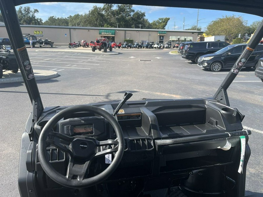 2026 Can-Am Defender MAX DPS HD9 Stealth Black