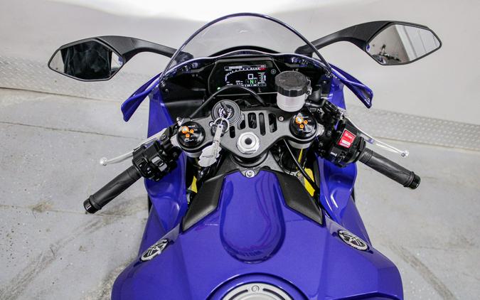 2024 Yamaha YZF-R1