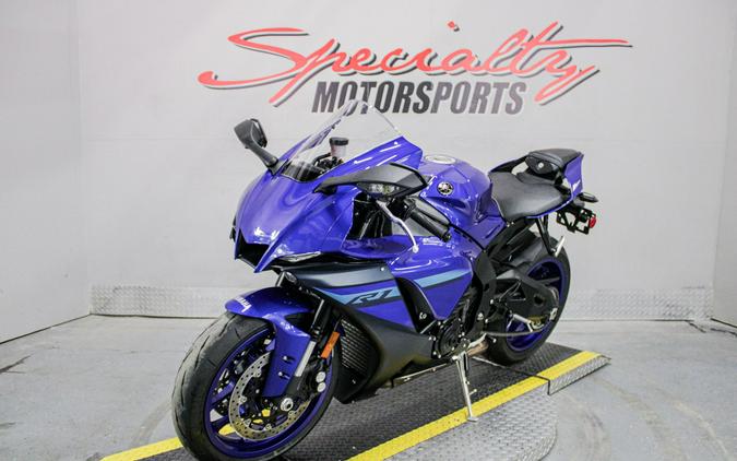 2024 Yamaha YZF-R1