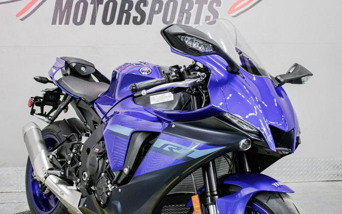2024 Yamaha YZF-R1
