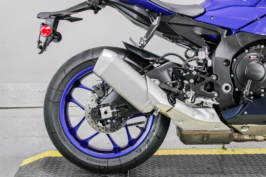 2024 Yamaha YZF-R1