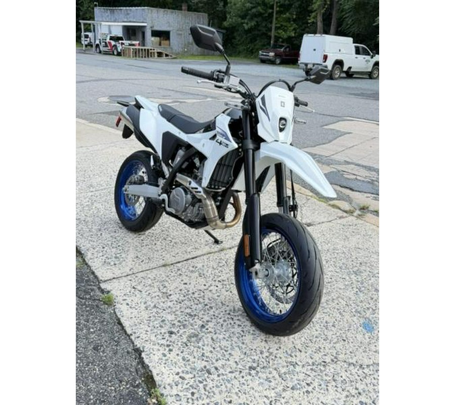 2026 Suzuki DR-Z4SM