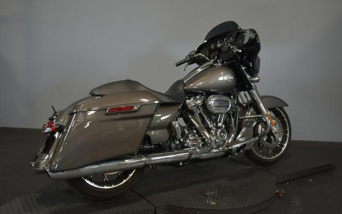 2023 Harley-Davidson Street Glide Special Gray Haze