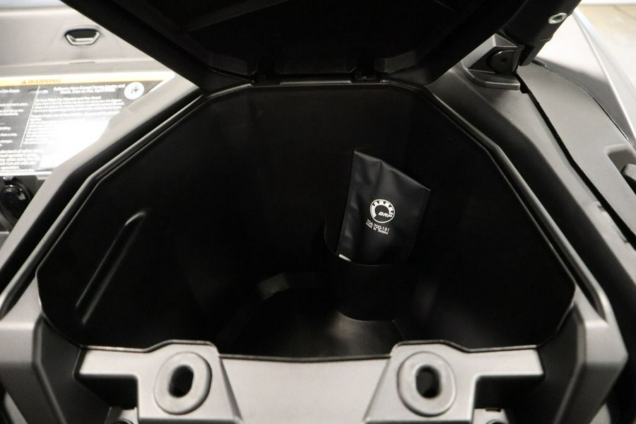 2026 Can-Am® Commander XT-P 1000R