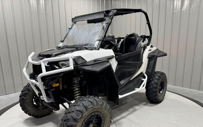 2016 Polaris RZR S 900