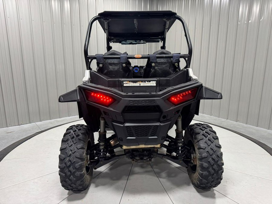 2016 Polaris RZR S 900