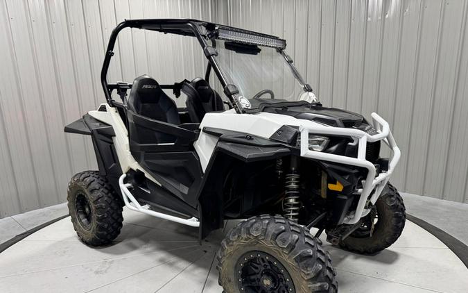 2016 Polaris RZR S 900