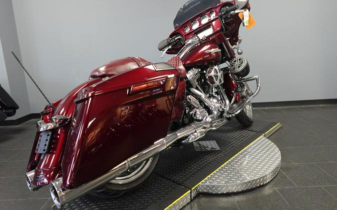 2015 Harley-Davidson Street Glide Special