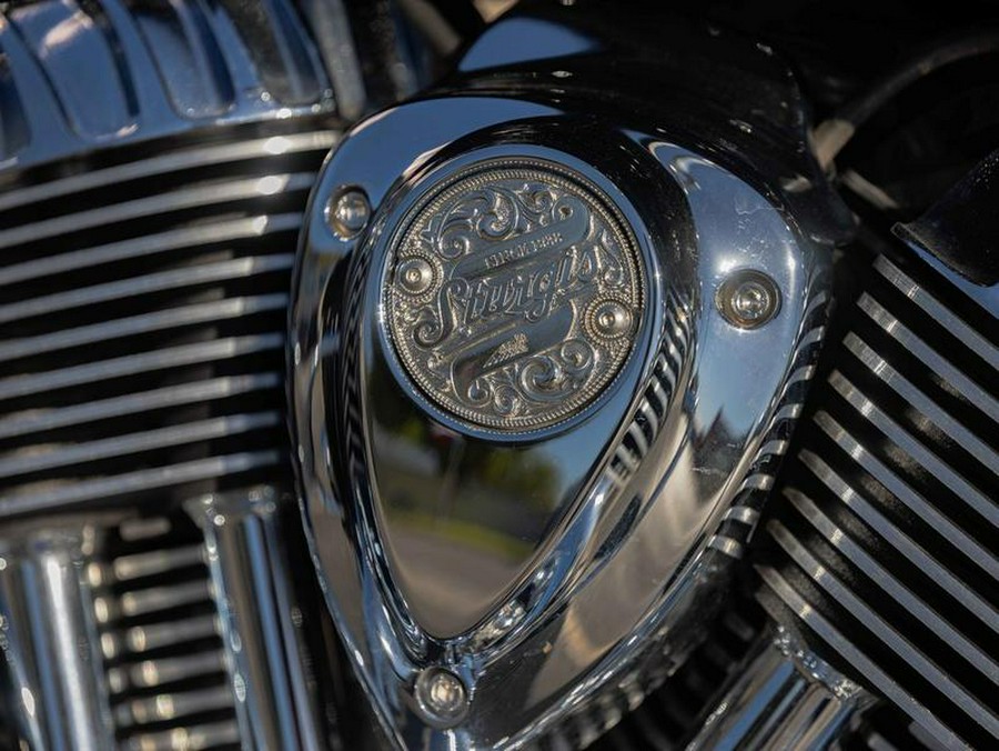 2022 Indian Motorcycle® Springfield® Black Metallic/Dirt Track Tan