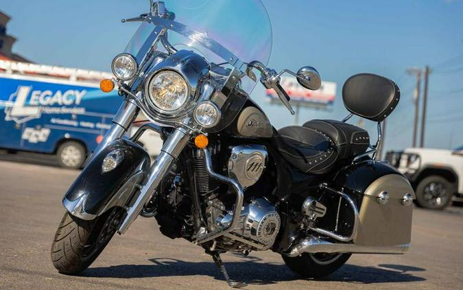 2022 Indian Motorcycle® Springfield® Black Metallic/Dirt Track Tan