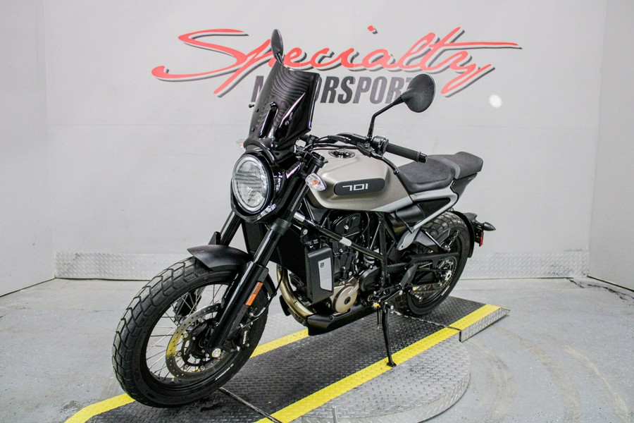 2020 Husqvarna Svartpilen 701