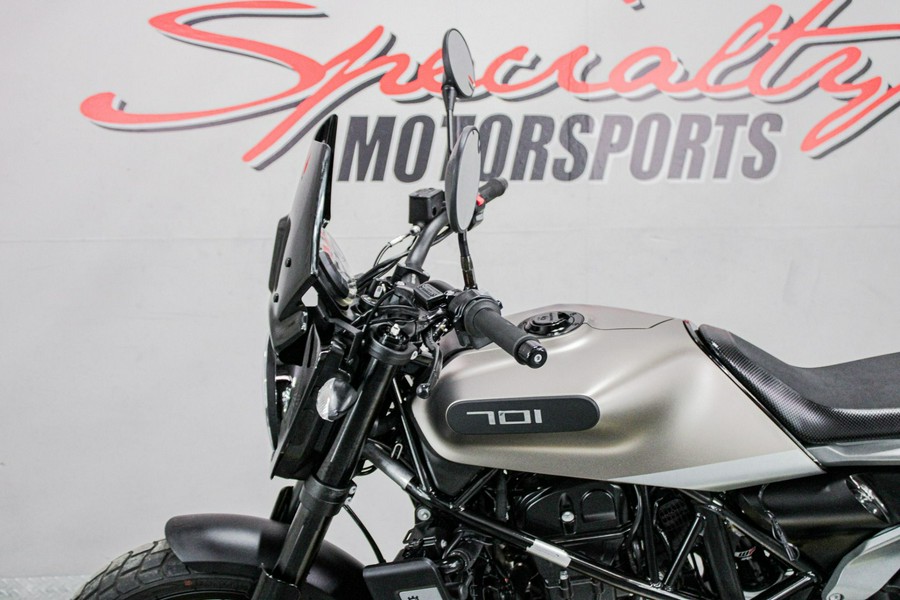 2020 Husqvarna Svartpilen 701