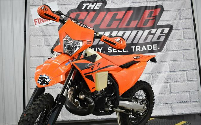 2025 KTM XC 250 W