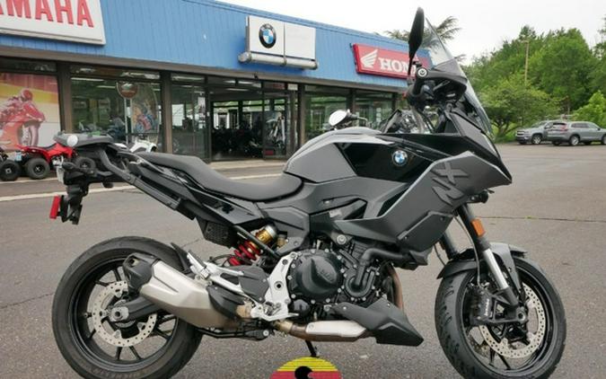 2023 BMW F 900 XR Triple Black 900 R Sport
