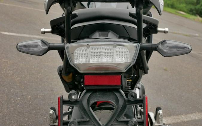 2023 BMW F 900 XR Triple Black 900 R Sport