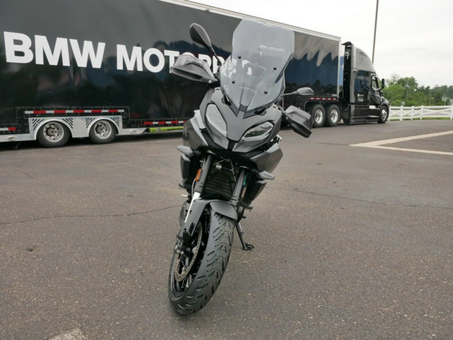 2023 BMW F 900 XR Triple Black 900 R Sport