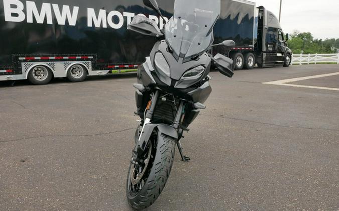 2023 BMW F 900 XR Triple Black 900 R Sport