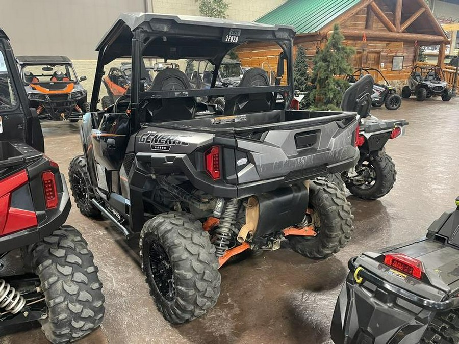 2017 Polaris® GENERAL™ 1000 EPS Deluxe Titanium Matte Metallic