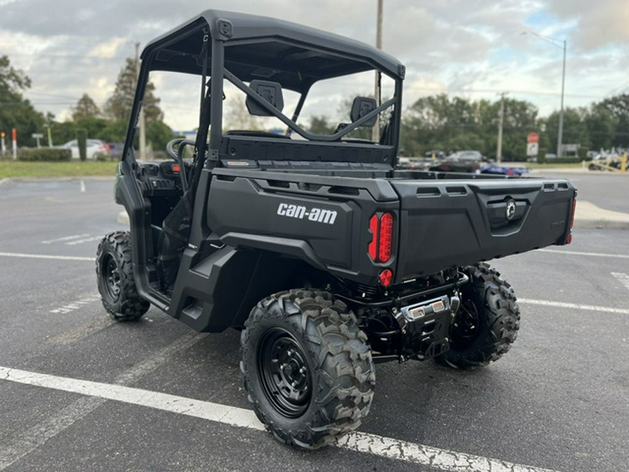 2026 Can-Am Defender HD7