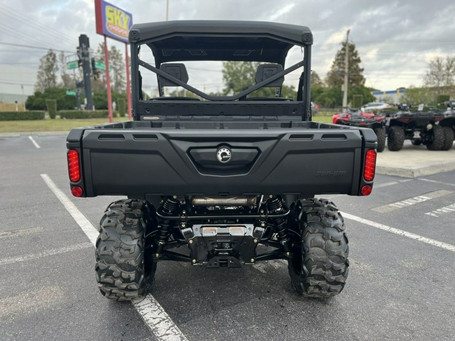 2026 Can-Am Defender HD7