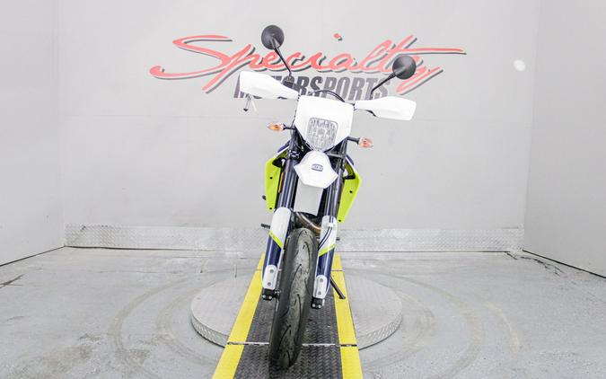 2019 Husqvarna 701 Supermoto