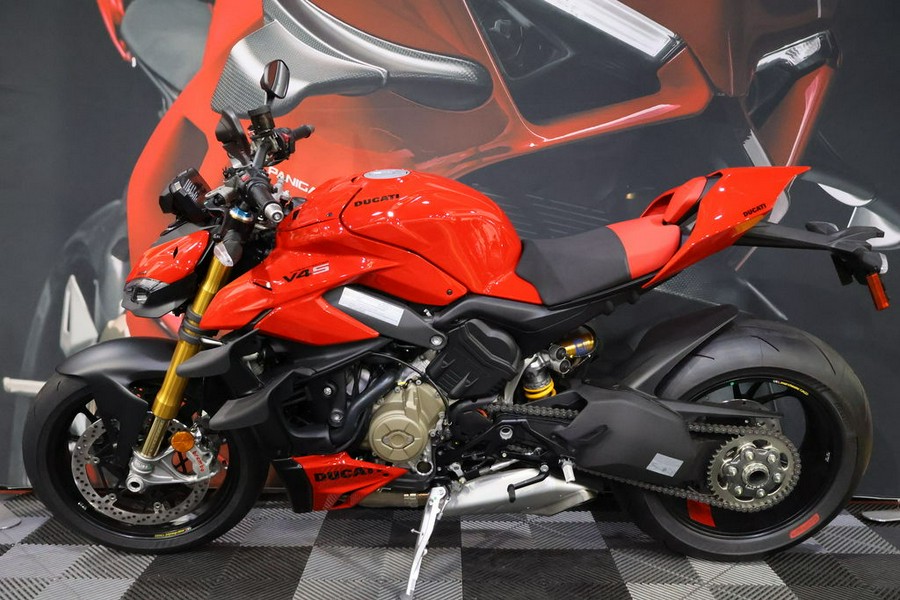 2024 Ducati Streetfighter V4 S Red