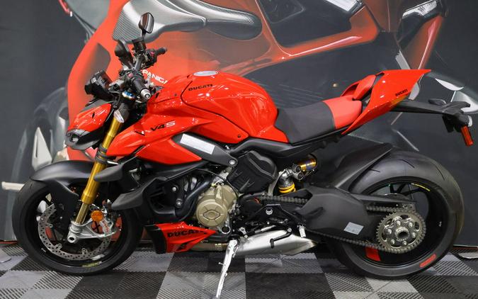 2024 Ducati Streetfighter V4 S Red